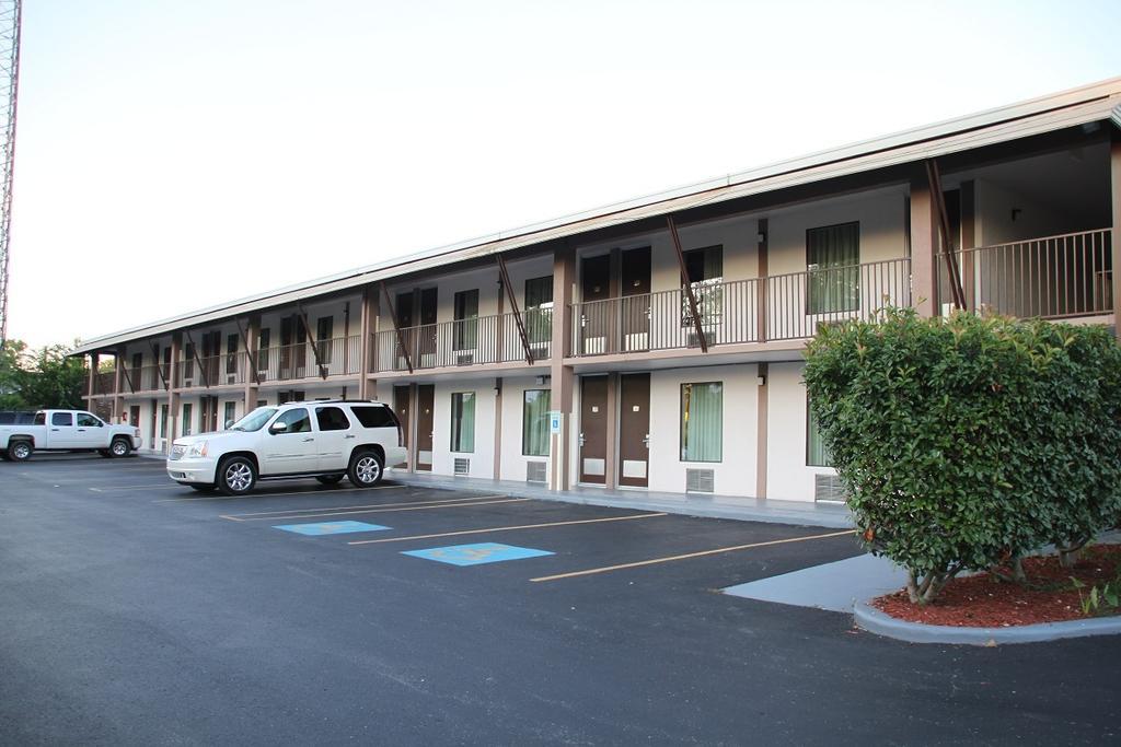 Shelbyville Inn - Shelbyville, Tn 37160 Eksteriør bilde